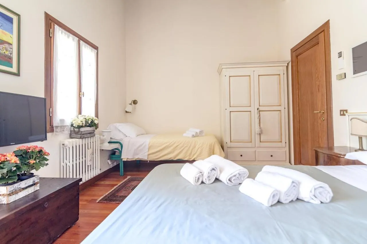 Farm stay Casolare La Quercia Villa Correzzola Italy
