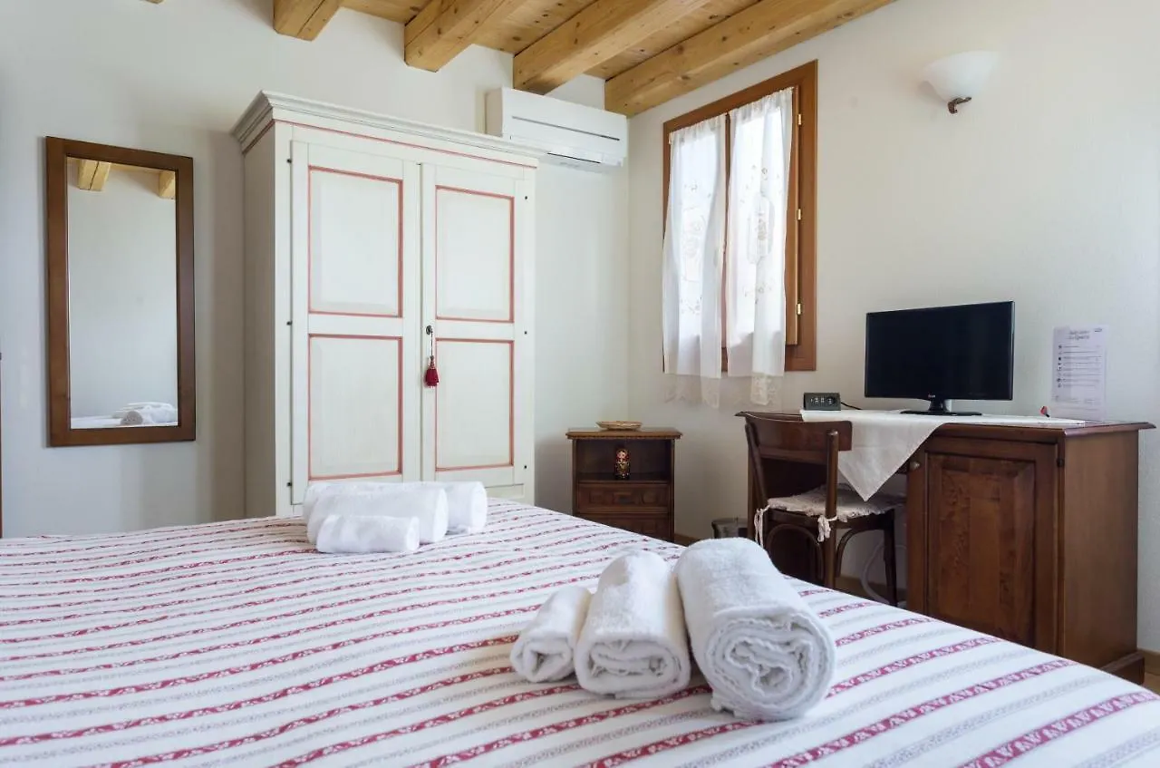 Farm stay Casolare La Quercia Villa Correzzola